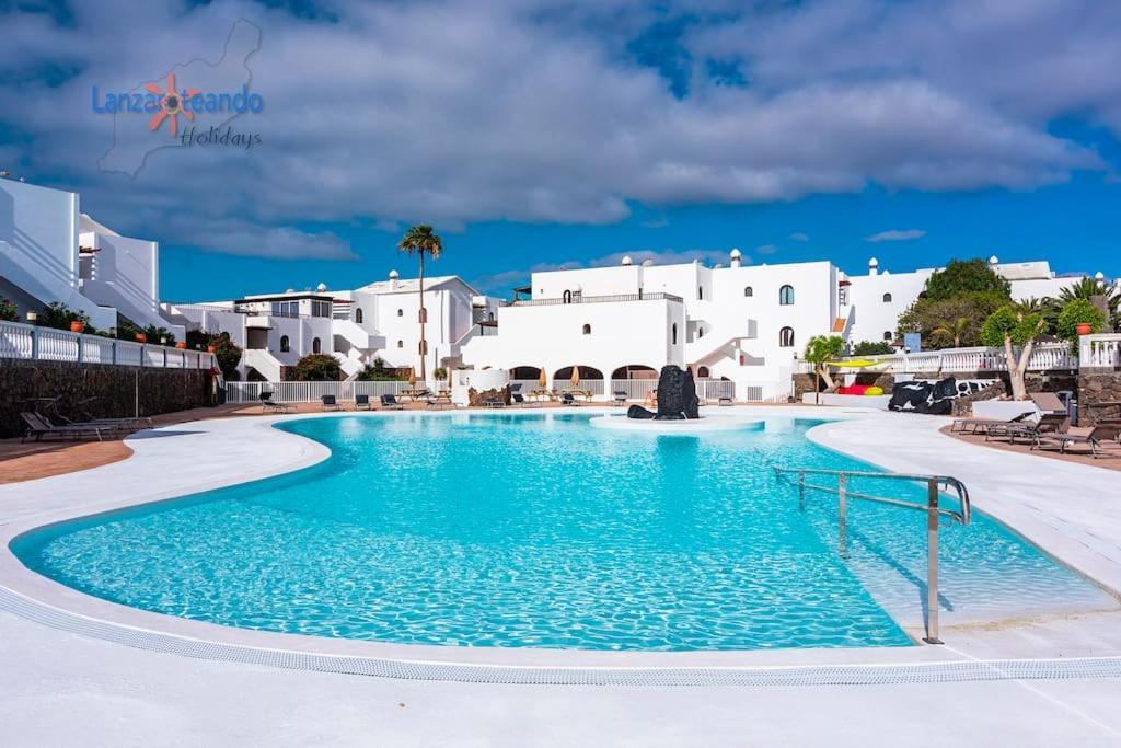 Kiara Vivienda Vacacional Costa Teguise Extérieur photo