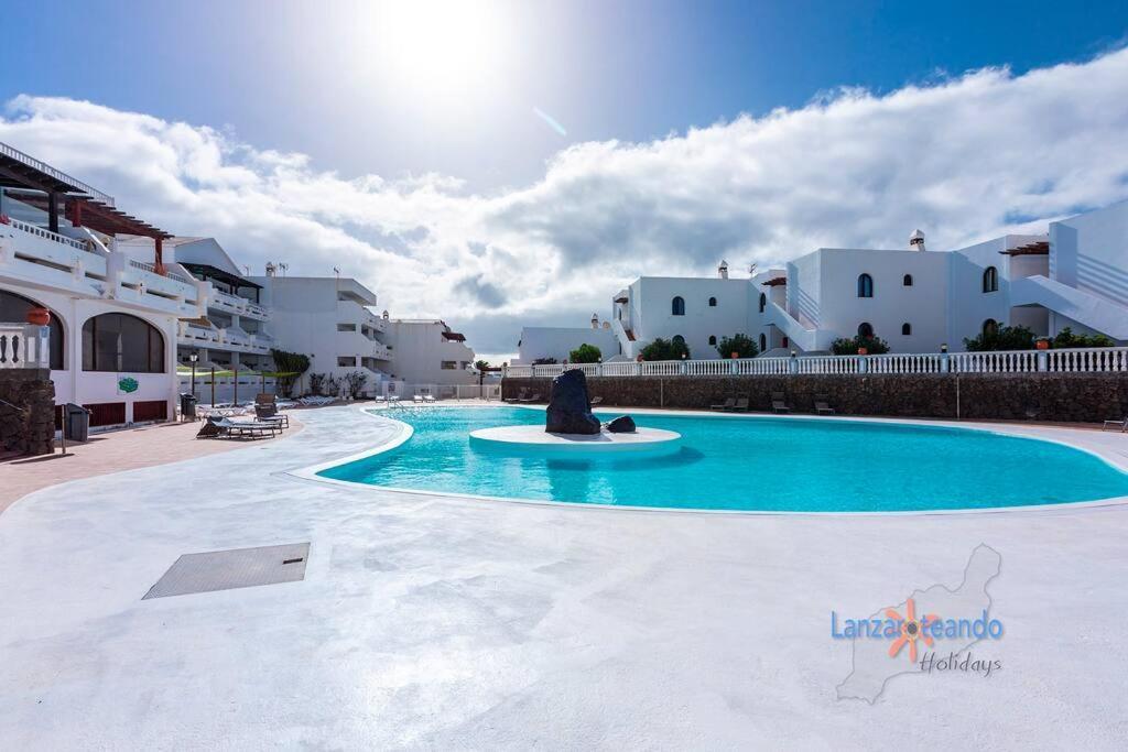 Kiara Vivienda Vacacional Costa Teguise Extérieur photo